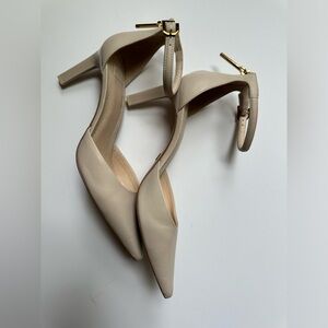 Louise et Cie bone / cream colored pumps size 10